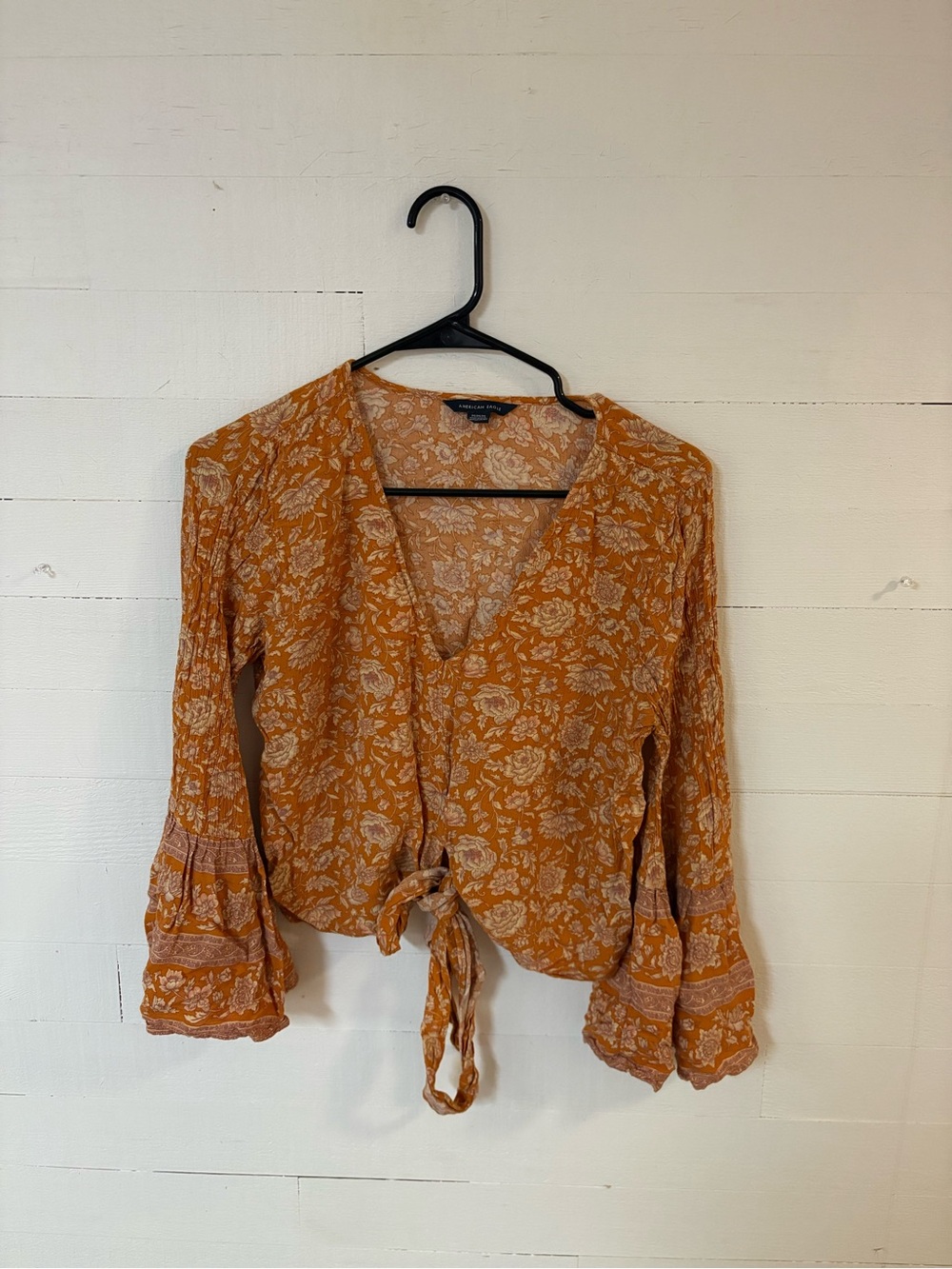 American Eagle Floral Tie Front Top Bell Sleeve Boho Medium